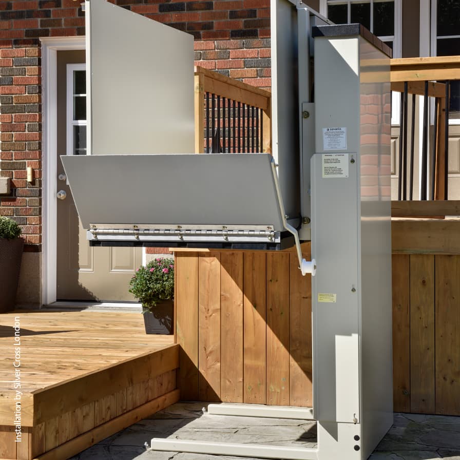 Savaria Multilift Unenclosed VPL London Side Angle Top of Stairs
